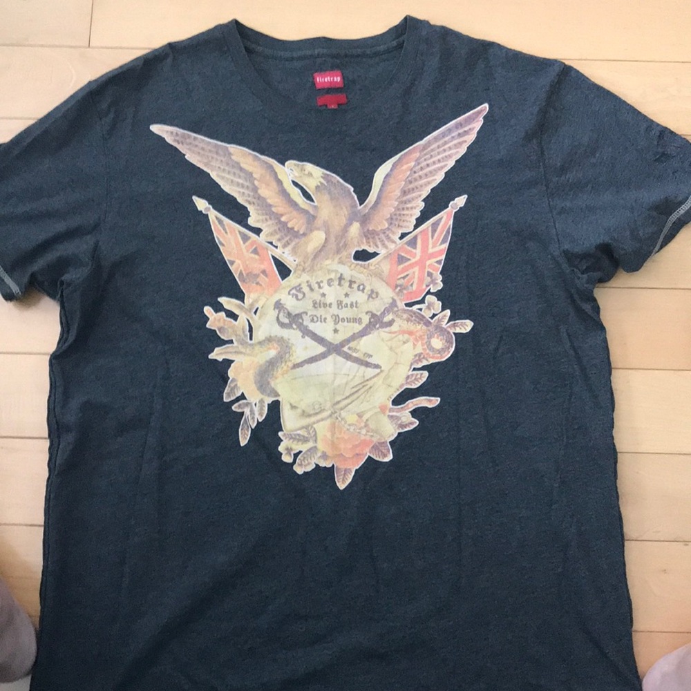 Men’s t-shirt